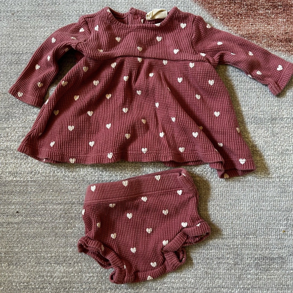 EUC - Spearmint Love Heart Patterned Set - Maroon and White - 0-3m